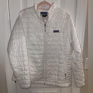 Patagonia white XXL Nano Puff insulated jacket